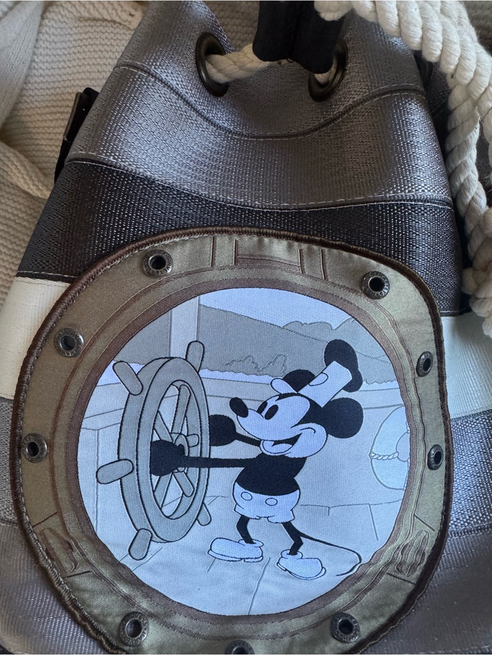 Harveys Disney Steamboat Willie Bucket Bag - Picture 8 of 8
